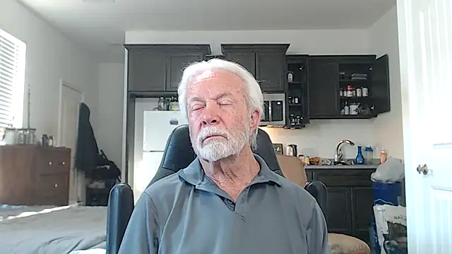 rockpoint69 online show from November 14, 1:56 pm