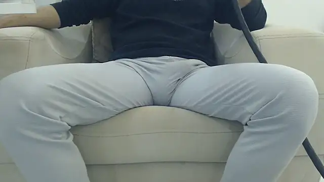 masterxmonster online show from April 23, 6:10 pm