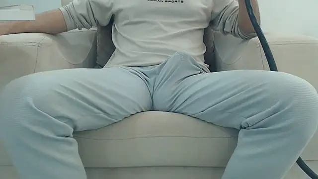 masterxmonster online show from February 14, 1:11 am