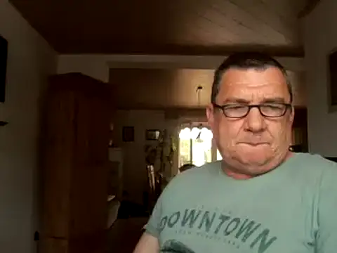 Nobbie444 online show from June 1, 9:20 am