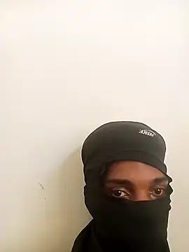 Snapshot of Smith23q123 chatting on October 29, 11:57 am Smith23q123 online show from October 29, 11:57 am