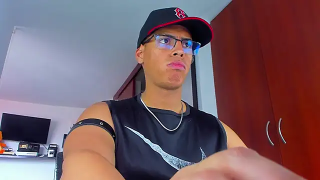  John Boy  online show from March 6, 7:33 pm