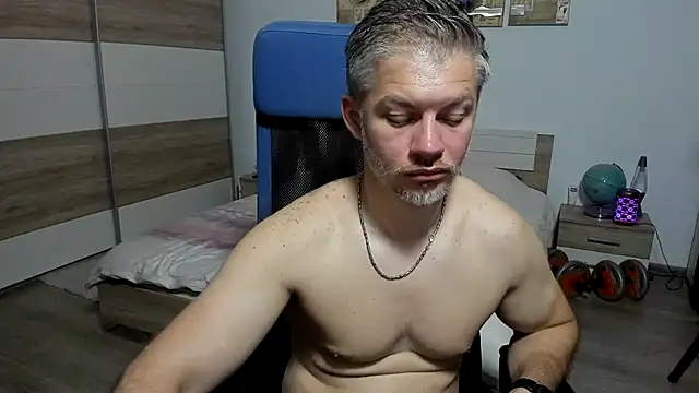 RobbyShawz online show from June 5, 6:52 am