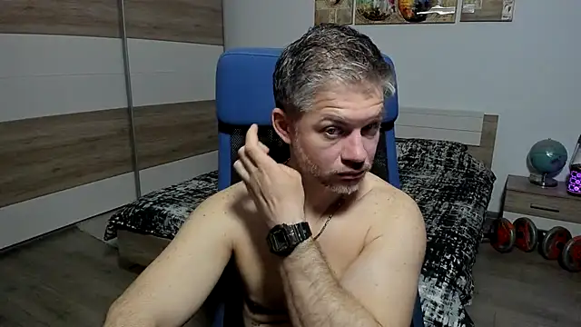 RobbyShawz online show from April 24, 4:26 am