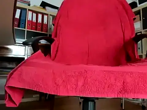 Snapshot of leccaleccafiga chatting on February 20, 5:01 am leccaleccafiga online show from February 20, 5:01 am