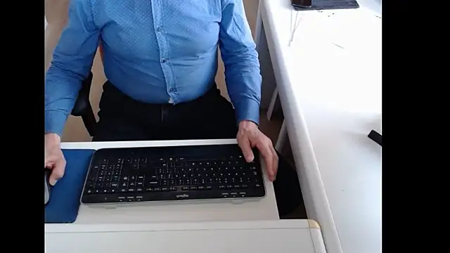 dutchpornking online show from April 20, 6:05 am