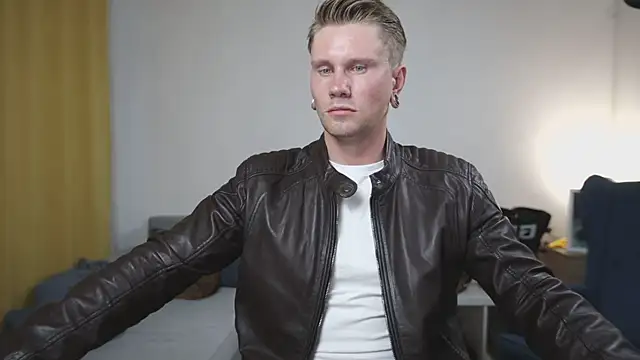 kevin-park online show from October 3, 3:17 pm