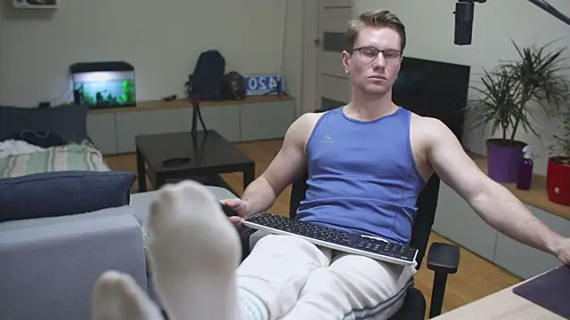 kevin-park online show from February 22, 3:21 pm