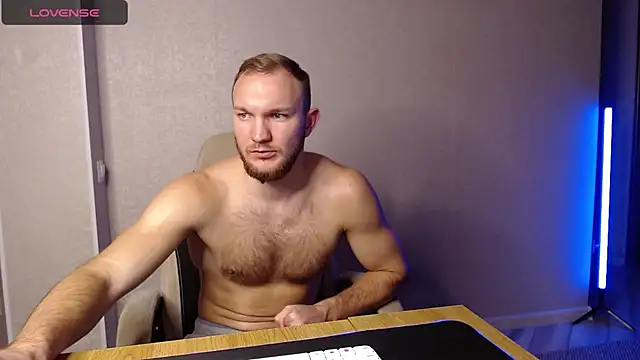 Toress1 online show from December 11, 5:10 pm