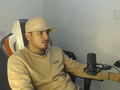 kylian 07 online show from July 25, 2:41 am