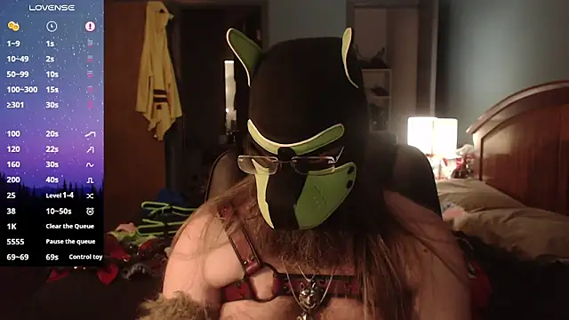 kinkywolf429 online show from February 22, 6:37 am