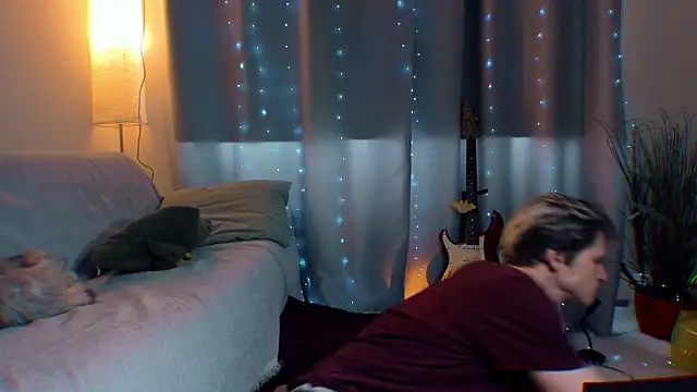 Breston Sweet online show from April 6, 12:50 pm