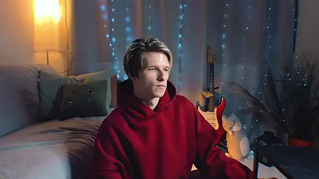 Breston Sweet online show from April 23, 5:15 pm