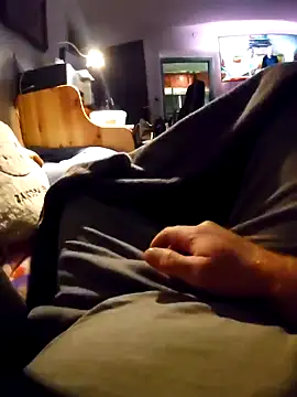 anonymus9006 online show from February 4, 4:39 pm