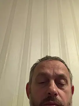 Snapshot of GHsveter chatting on October 14, 8:16 pm GHsveter online show from October 14, 8:16 pm