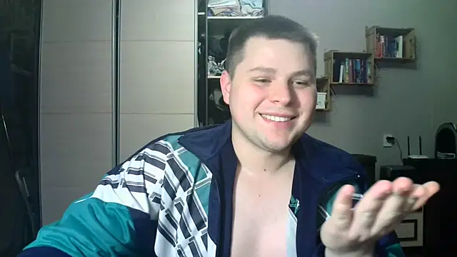 Snapshot of Volshebnik130_ chatting on March 20, 10:29 pm Volshebnik130  online show from March 20, 10:29 pm