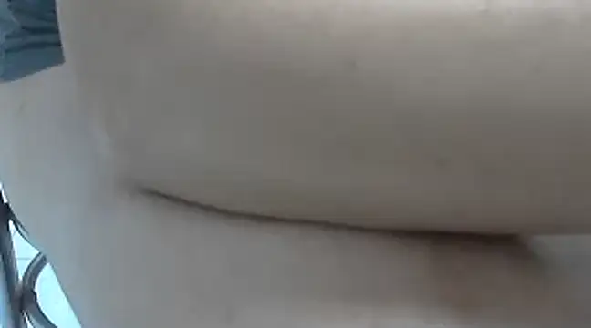 Snapshot of oliveira3tt chatting on February 11, 4:56 pm oliveira3tt online show from February 11, 4:56 pm