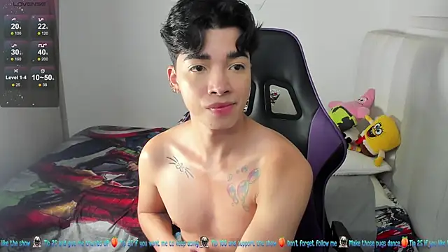 Snapshot of santy7v7 chatting on February 20, 1:08 pm santy7v7 online show from February 20, 1:08 pm