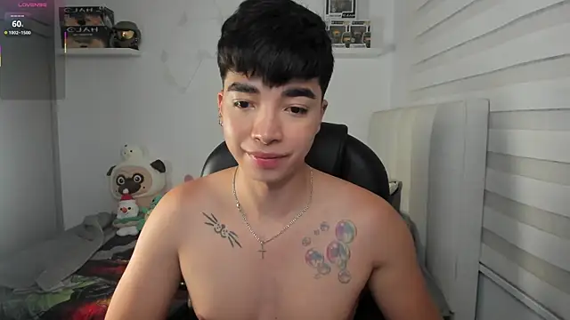 santy7v7 online show from March 25, 1:48 pm