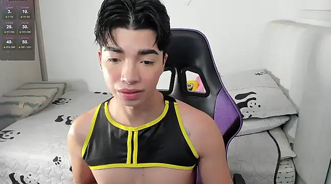 Snapshot of santy7v7 chatting on February 9, 1:25 pm santy7v7 online show from February 9, 1:25 pm