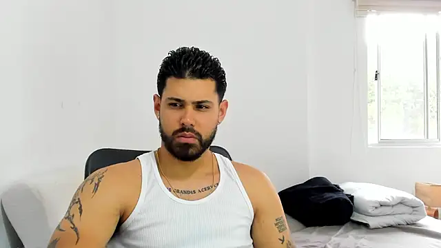 Justyn Torres online show from October 22, 11:47 am