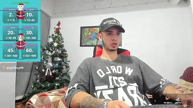 Snapshot of freestyle_blake1 chatting on December 29, 11:50 pm freestyle blake1 online show from December 29, 11:50 pm