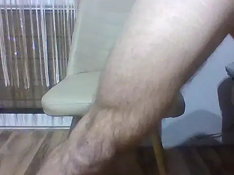 Snapshot of aroj95 chatting on October 29, 11:40 pm aroj95 online show from October 29, 11:40 pm