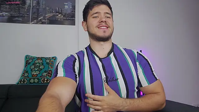 Arilas  online show from November 16, 8:05 am