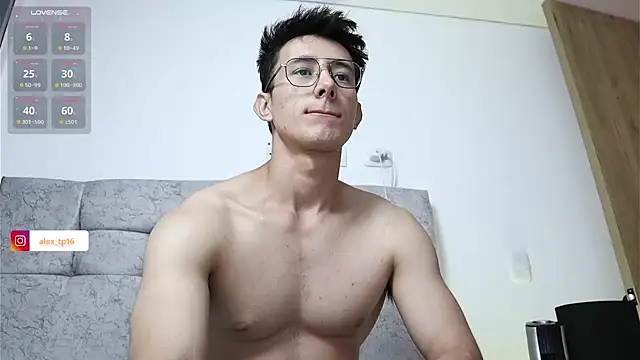 Snapshot of _Alexxx chatting on October 3, 12:48 am Alexxx online show from October 3, 12:48 am