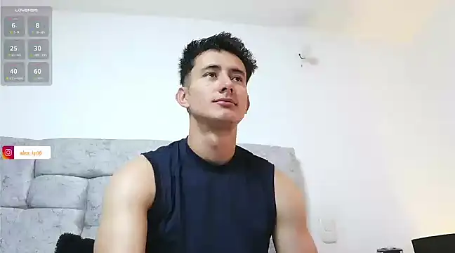 Snapshot of _Alexxx chatting on February 17, 11:20 pm Alexxx online show from February 17, 11:20 pm