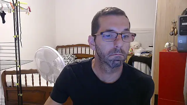 Snapshot of steph19x5 chatting on September 10, 5:39 am steph19x5 online show from September 10, 5:39 am