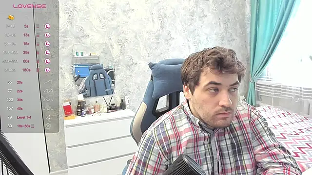 Snapshot of Morlaios chatting on February 3, 8:35 am Morlaios online show from February 3, 8:35 am