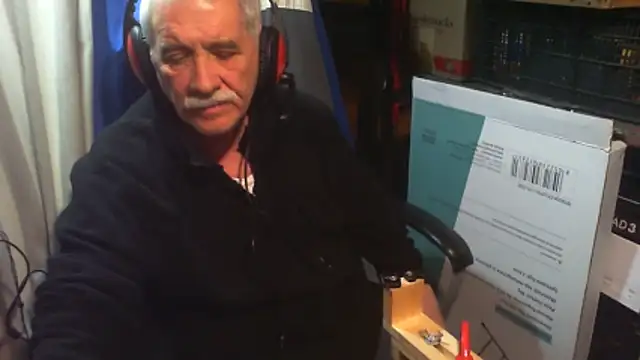 nonnomaturobisex online show from April 22, 4:12 pm