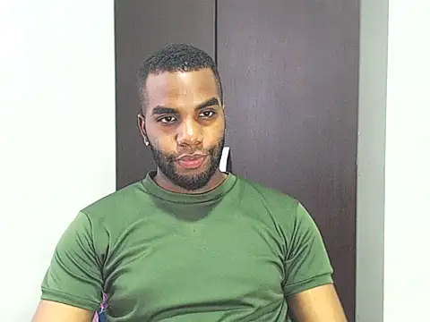 Snapshot of Rene_hotman chatting on January 22, 8:06 pm Rene hotman online show from January 22, 8:06 pm