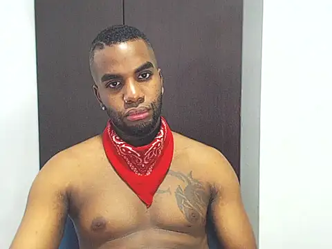 Snapshot of Rene_hotman chatting on February 23, 9:25 pm Rene hotman online show from February 23, 9:25 pm
