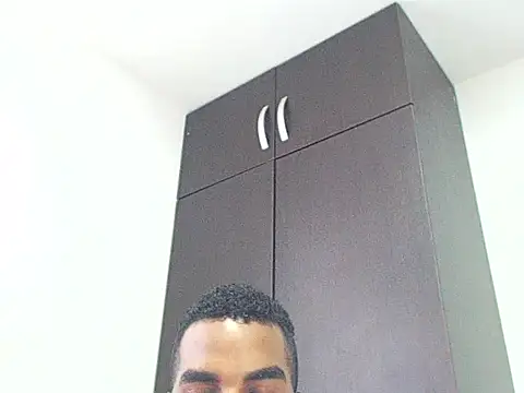 Snapshot of Rene_hotman chatting on January 11, 7:27 pm Rene hotman online show from January 11, 7:27 pm