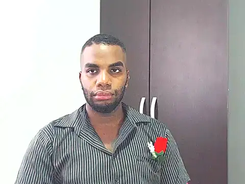 Snapshot of Rene_hotman chatting on January 15, 7:23 pm Rene hotman online show from January 15, 7:23 pm