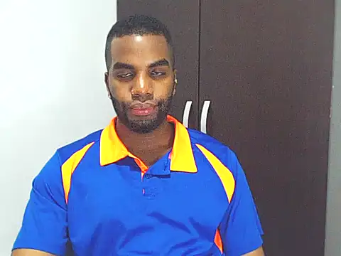 Snapshot of Rene_hotman chatting on March 18, 7:55 pm Rene hotman online show from March 18, 7:55 pm