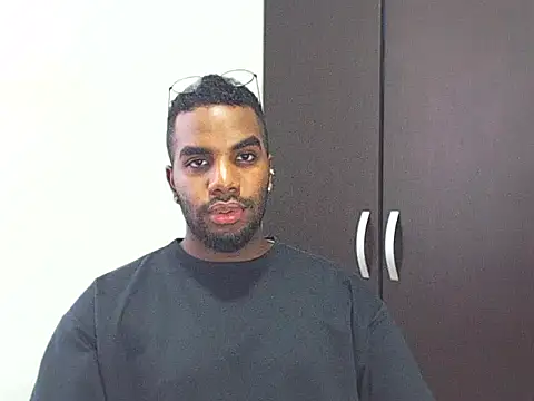 Snapshot of Rene_hotman chatting on January 10, 7:32 pm Rene hotman online show from January 10, 7:32 pm