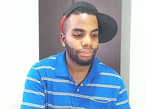 Snapshot of Rene_hotman chatting on January 24, 7:39 pm Rene hotman online show from January 24, 7:39 pm