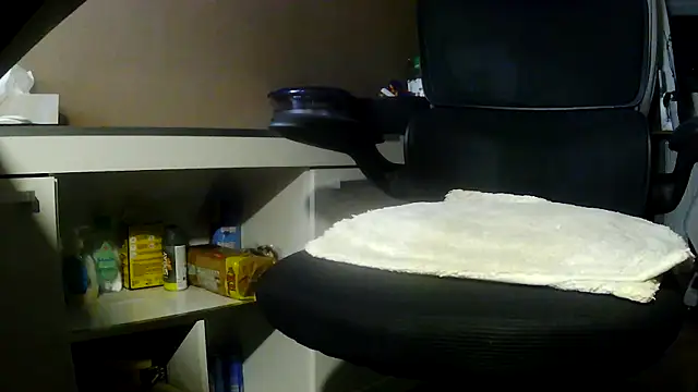 suedel65 online show from April 24, 2:36 am