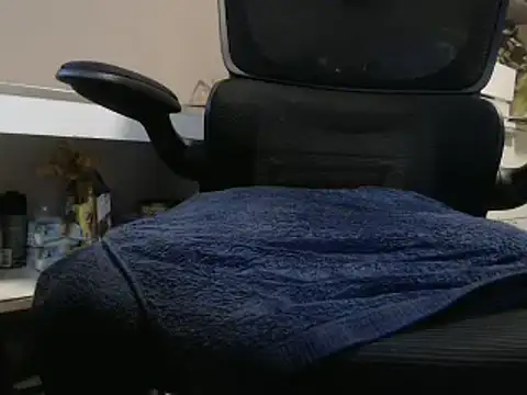Snapshot of suedel65 chatting on January 19, 5:05 am suedel65 online show from January 19, 5:05 am