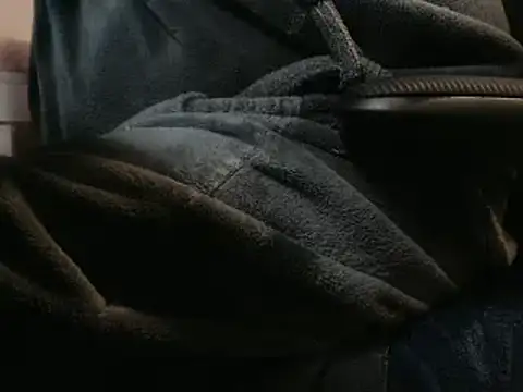 Snapshot of suedel65 chatting on January 3, 5:06 am suedel65 online show from January 3, 5:06 am