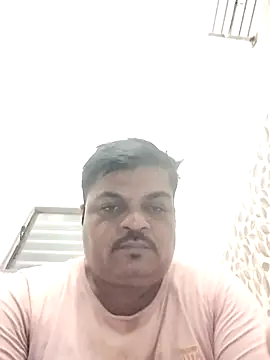 Snapshot of Desi_Londa_143 chatting on September 29, 12:09 am Desi Londa 143 online show from September 29, 12:09 am