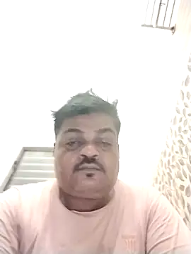 Snapshot of Desi_Londa_143 chatting on October 2, 11:53 pm Desi Londa 143 online show from October 2, 11:53 pm