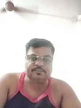 Snapshot of Desi_Londa_143 chatting on October 7, 4:22 pm Desi Londa 143 online show from October 7, 4:22 pm