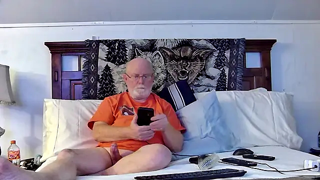 bigspike1960 online show from February 2, 8:13 am