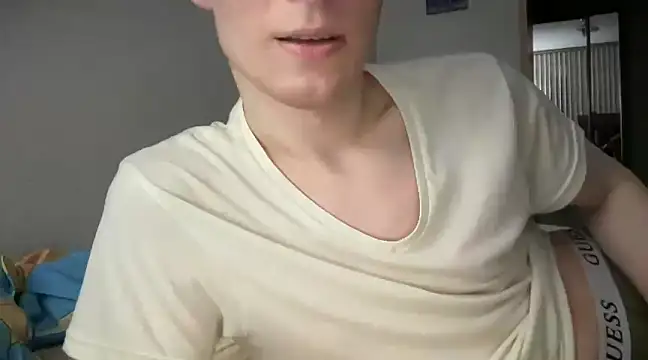 Snapshot of Lamonteik chatting on March 1, 7:48 pm Lamonteik online show from March 1, 7:48 pm