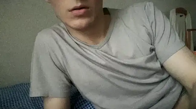 Snapshot of Lamonteik chatting on December 29, 10:12 am Lamonteik online show from December 29, 10:12 am