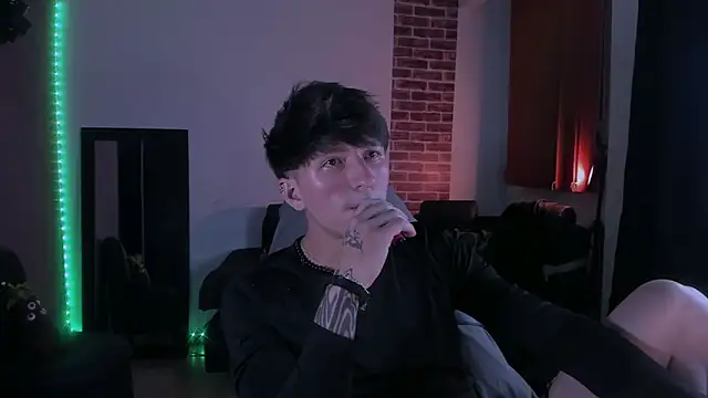 Thomass clark online show from February 28, 12:42 am